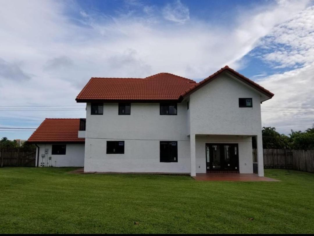 Alloggio in famiglia Spanish Style House - Free Parking *